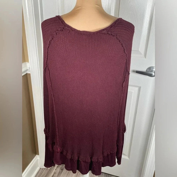 WE THE FREE Burgundy Thermal Long Sleeve V-Neck Top Small‎ - Picture 7 of 11